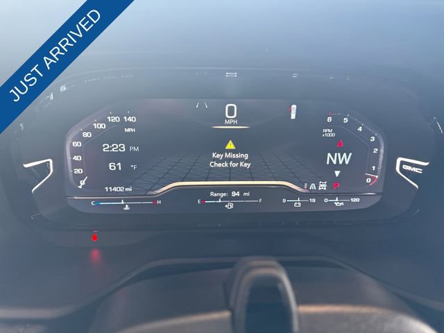 Used 2024 GMC Yukon Denali w/ Advanced Technology Package image 15