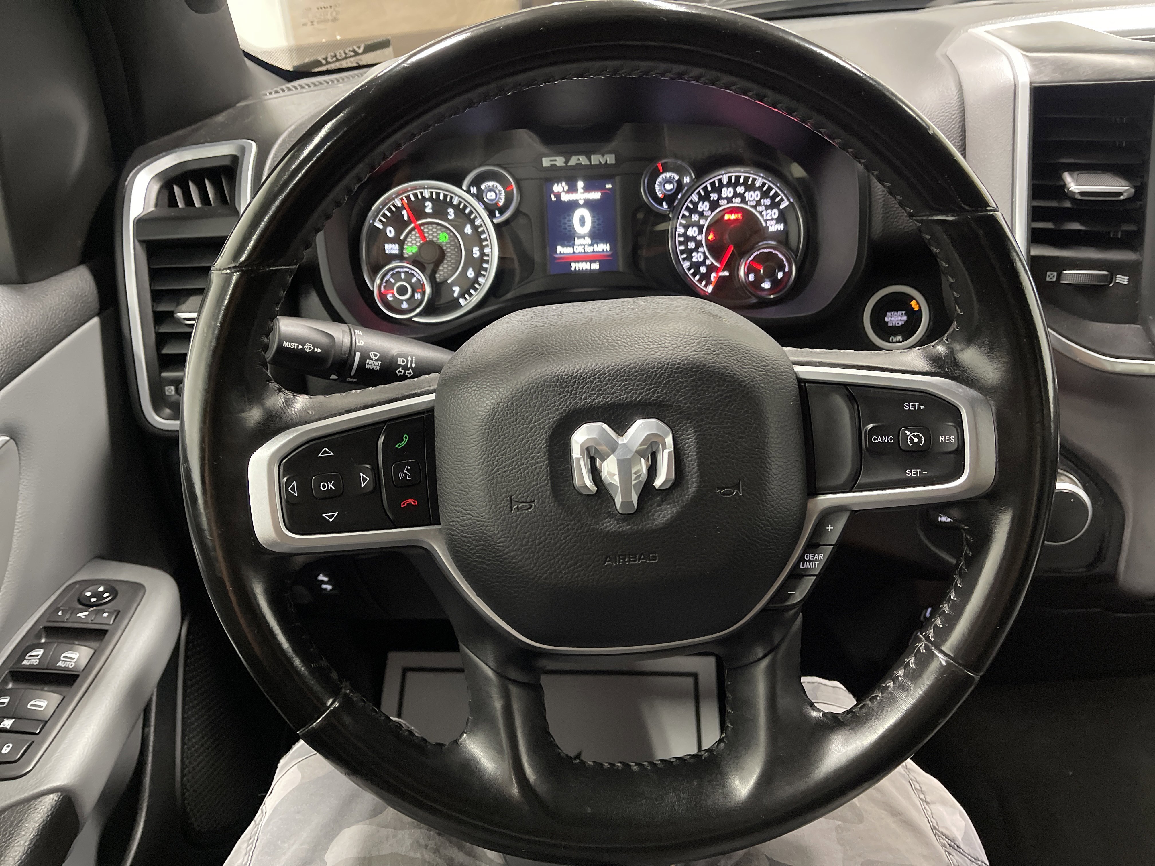Used 2021 RAM 1500 Big Horn AWD/4WD image 29