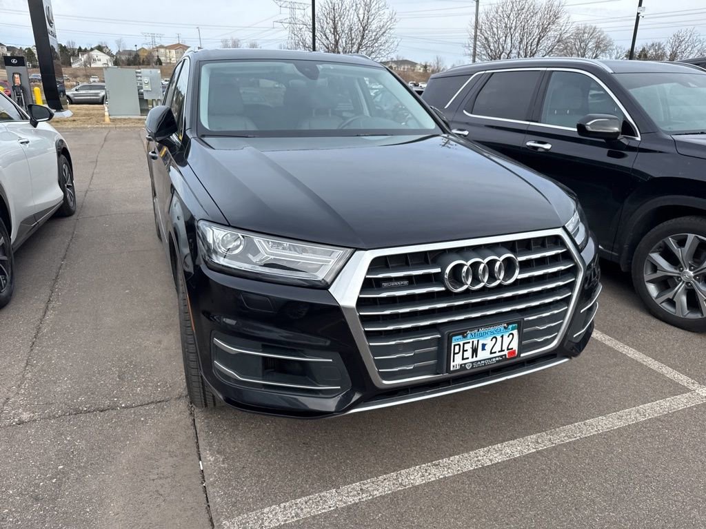 Used 2017 Audi Q7 3.0T Premium image 8