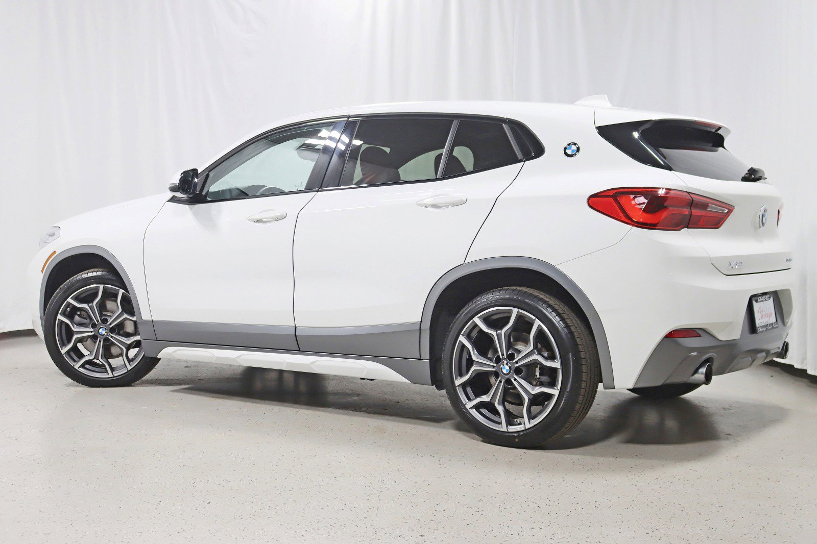 Used 2018 BMW X2 xDrive28i image 9
