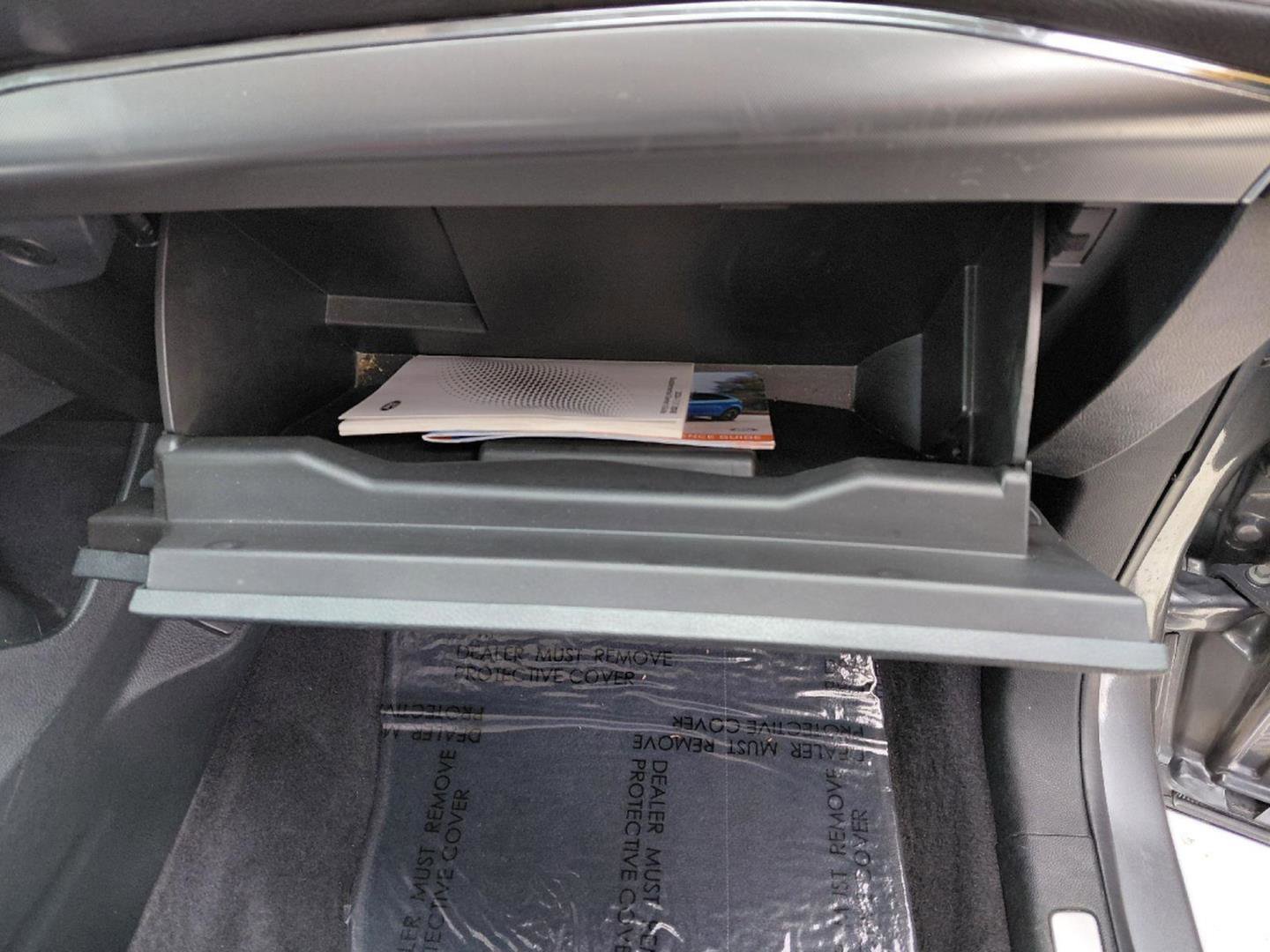 Used 2024 Ford Edge Titanium AWD/4WD image 12