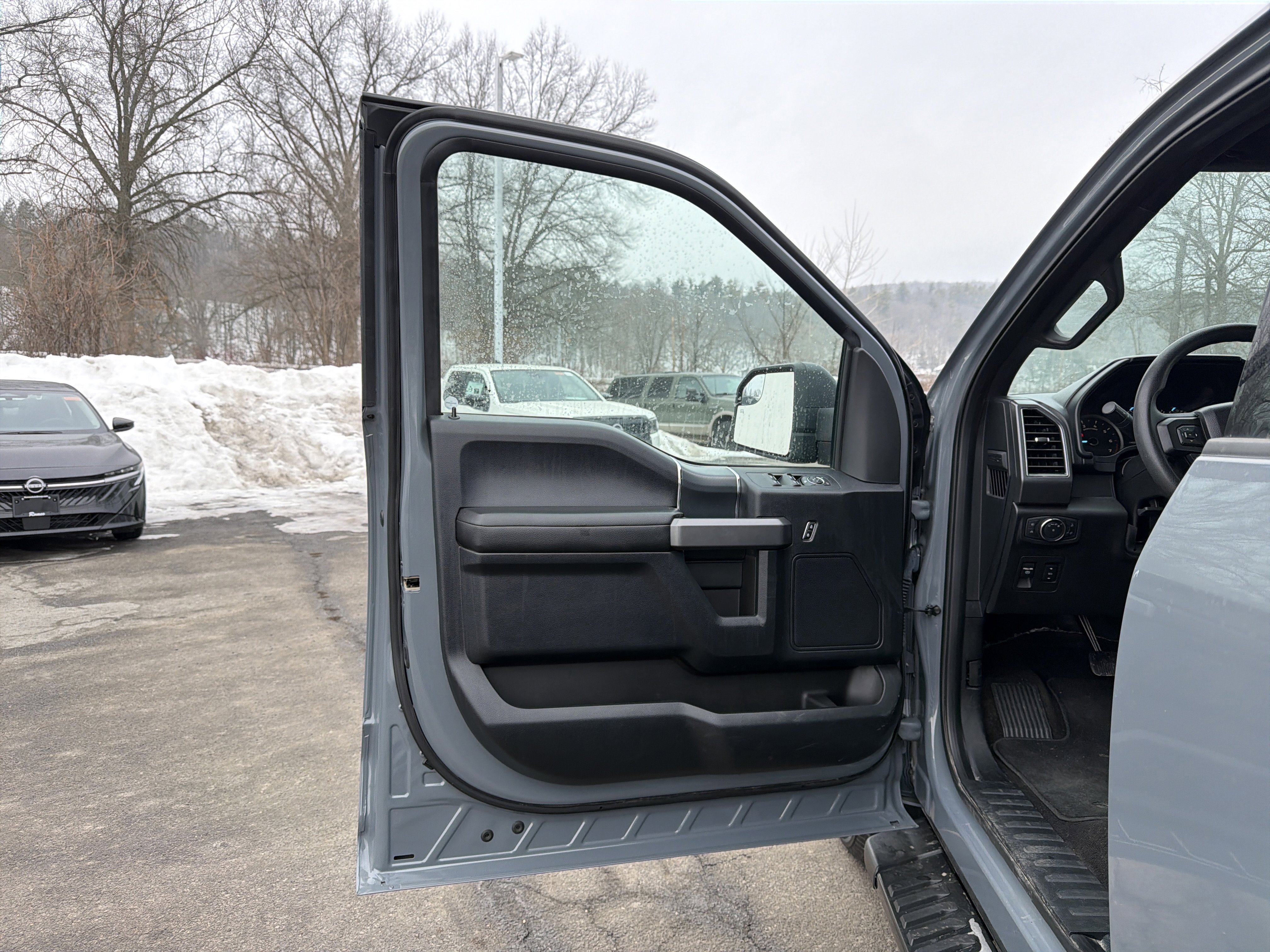 Used 2020 Ford F150 XLT w/ Equipment Group 301A Mid image 10