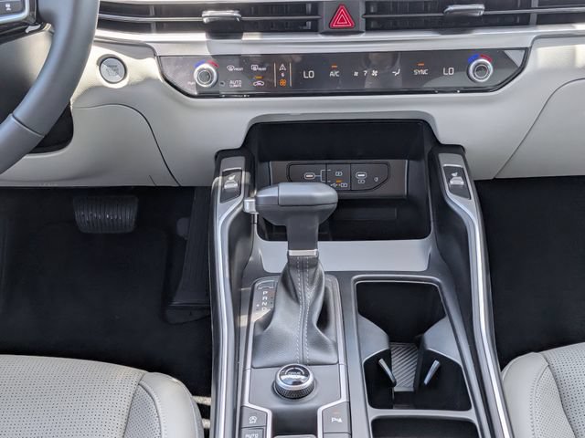 Used 2025 Kia Sorento EX FWD image 18