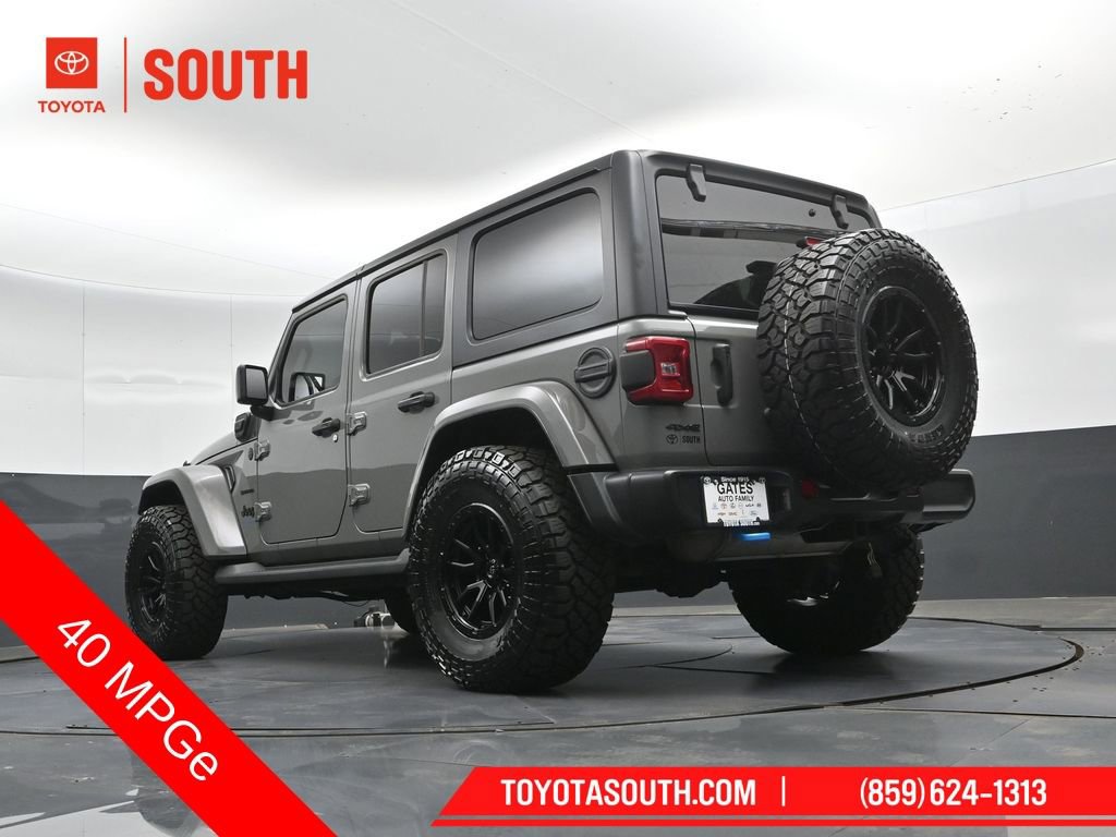Used 2023 Jeep Wrangler Unlimited Sahara w/ Cold Weather Group AWD/4WD image 42