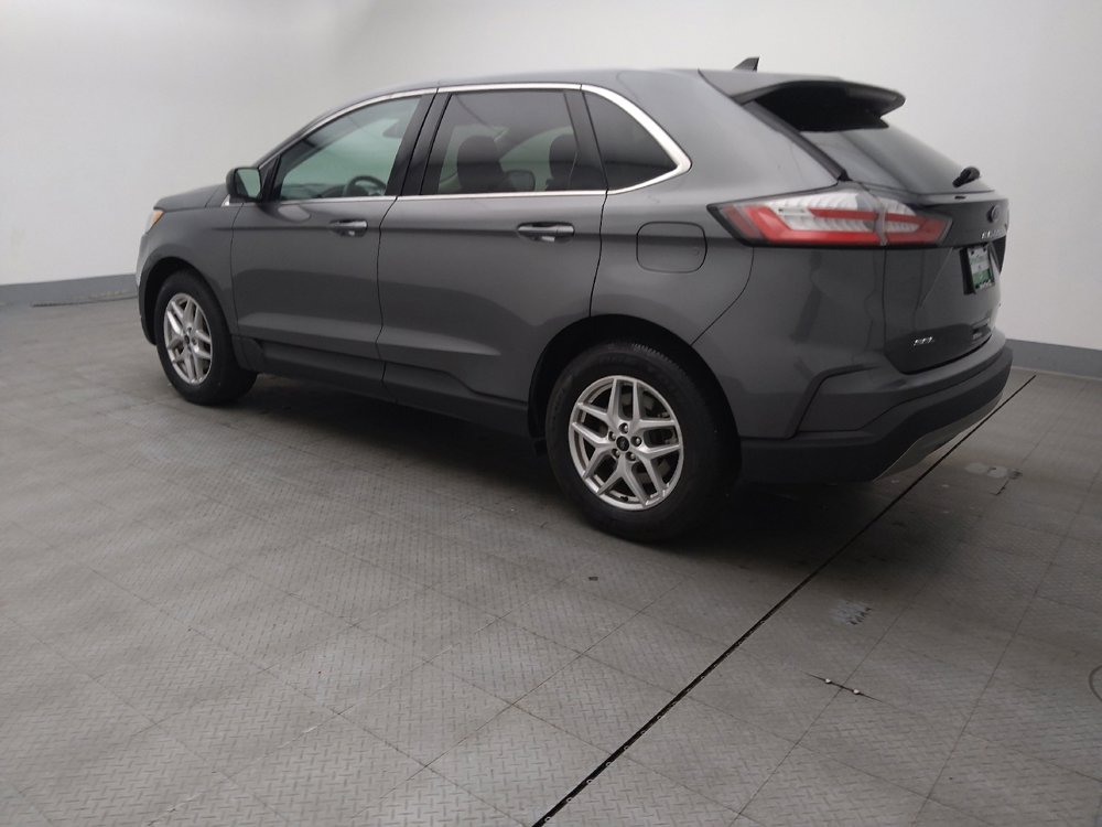 Used 2024 Ford Edge SEL image 3