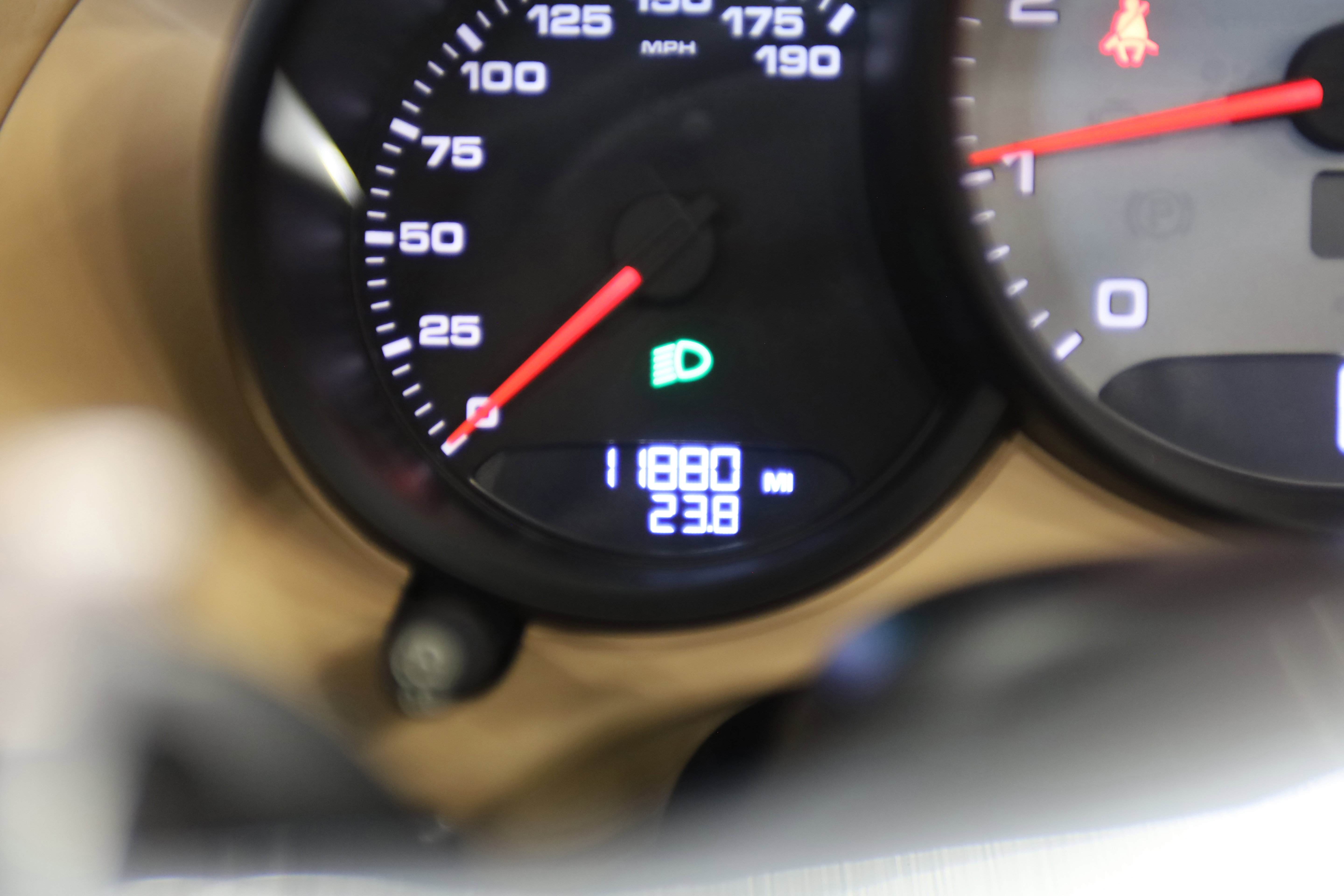 Used 2015 Porsche Boxster S image 21