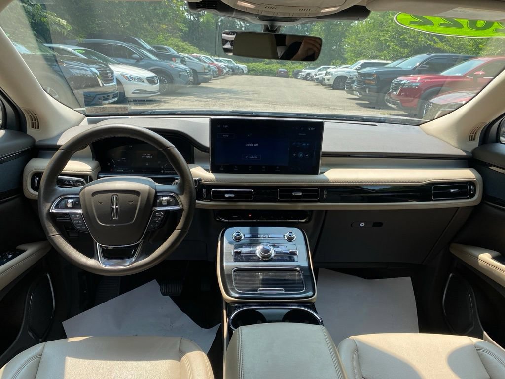 Used 2022 Lincoln Nautilus AWD image 12