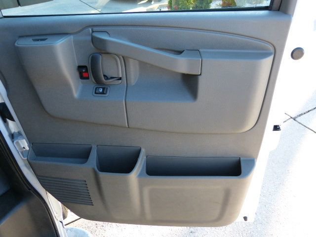 Used 2023 GMC Savana 2500 4.3L V6 GAS*2500*135 WB*FACTO w/ Driver Convenience Package image 23