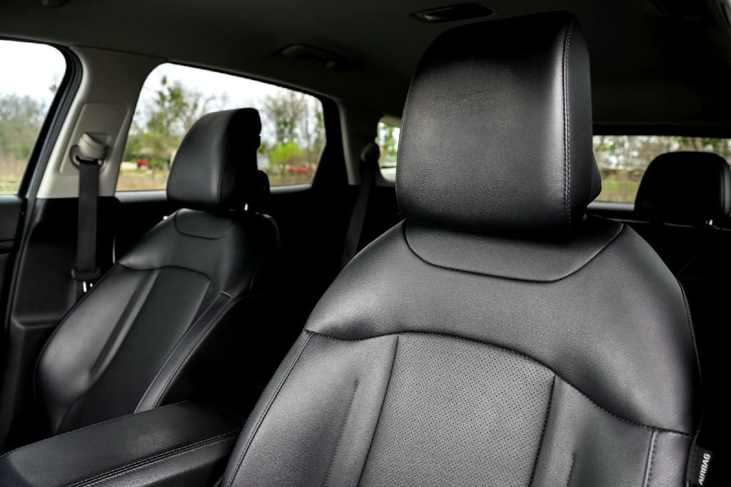 Used 2023 Kia Sportage EX image 15