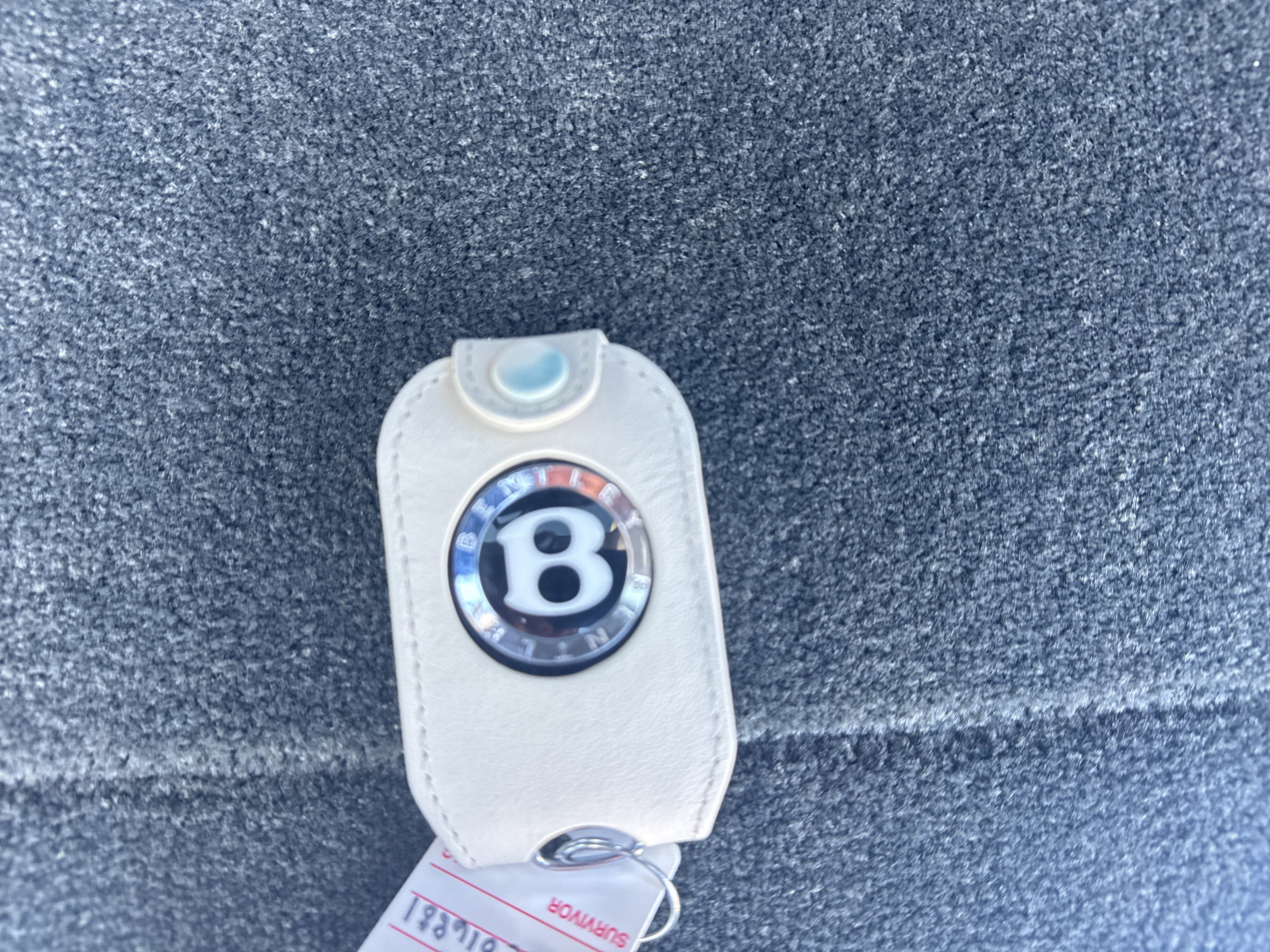 Used 2022 Bentley Bentayga S image 33