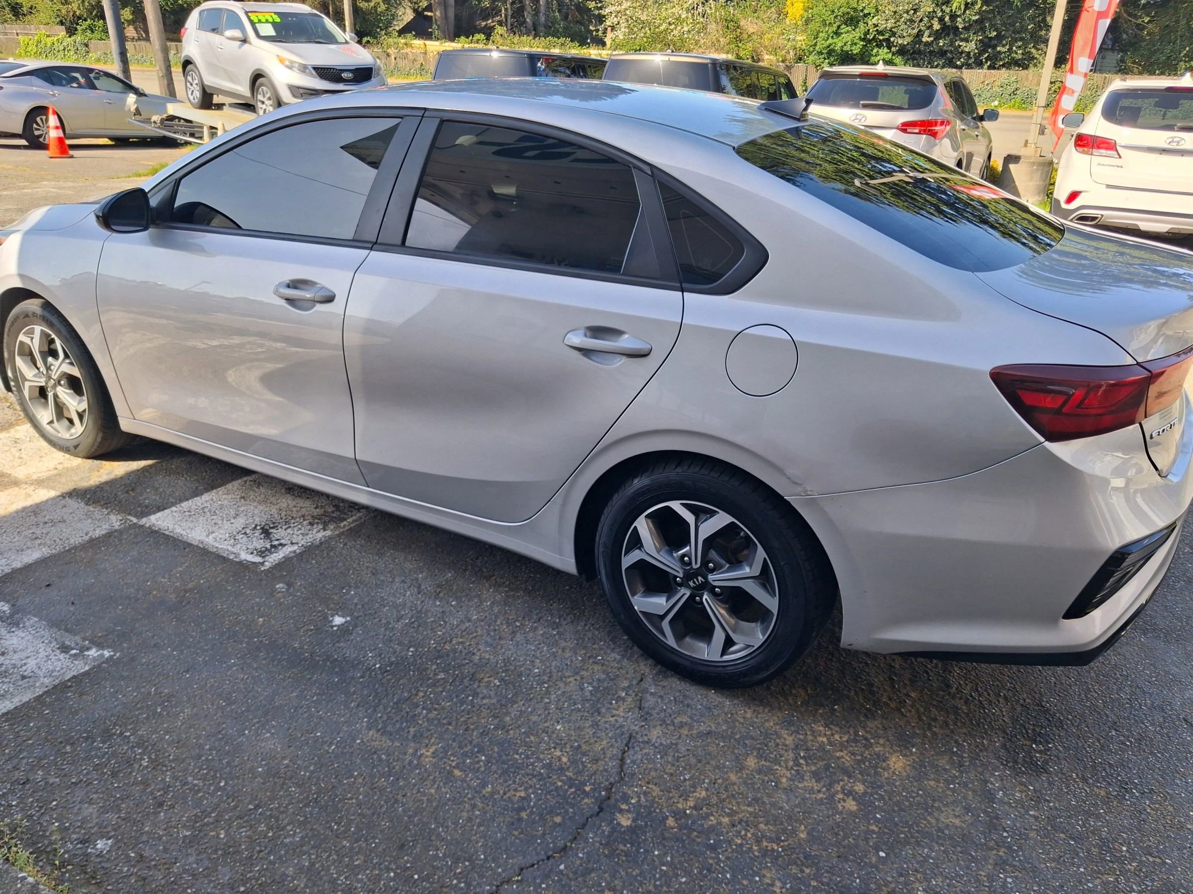 Used 2021 Kia Forte LXS FWD image 3