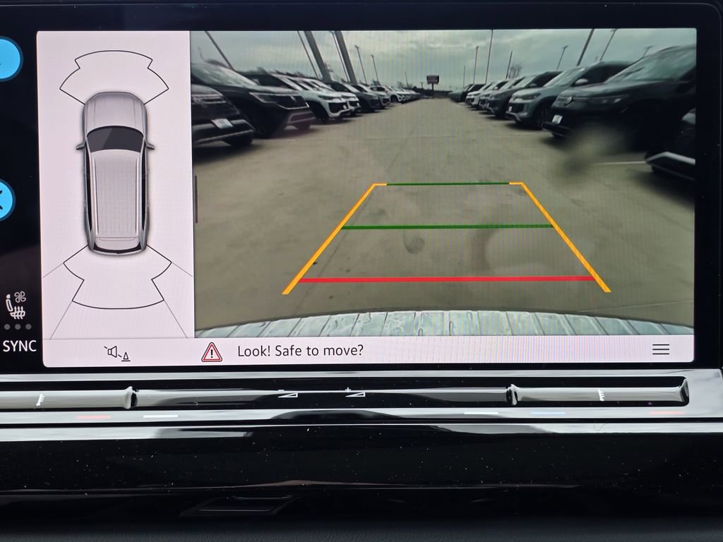 New 2026 Volkswagen Atlas SE image 13