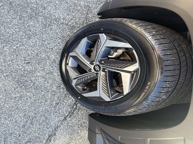 Used 2023 Hyundai Tucson Limited image 15