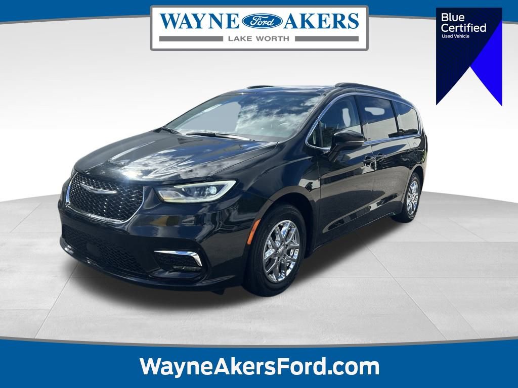 Used 2022 Chrysler Pacifica Touring-L