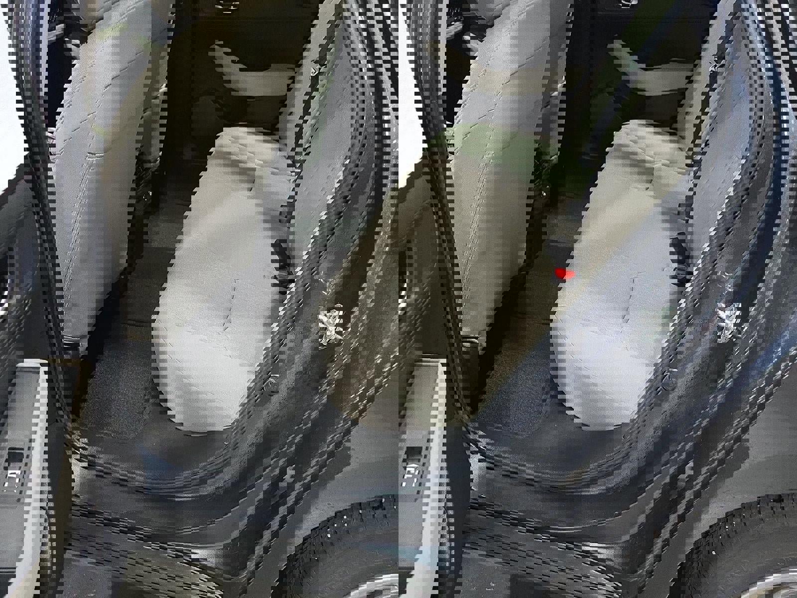 Used 2025 Honda Accord LX image 18