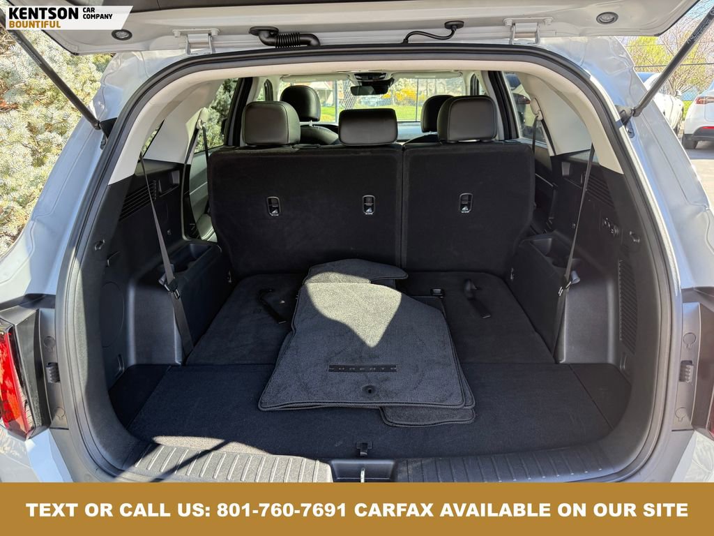 Used 2023 Kia Sorento S w/ Panoramic Sunroof Package image 35