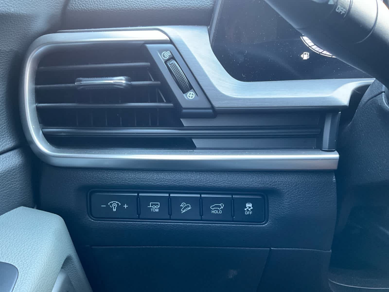 Used 2023 Kia Telluride EX X-Line AWD/4WD image 18