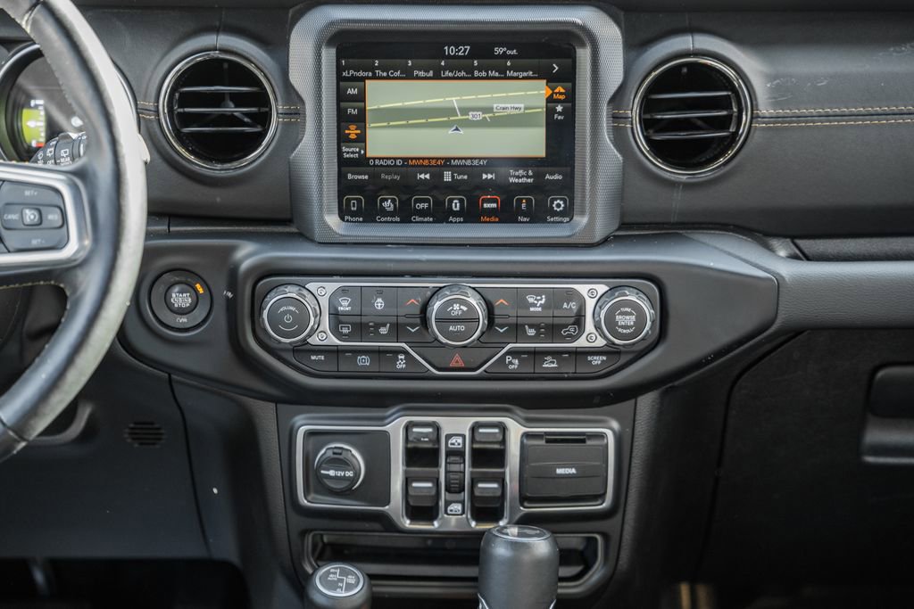 Used 2022 Jeep Wrangler Unlimited Sahara image 19