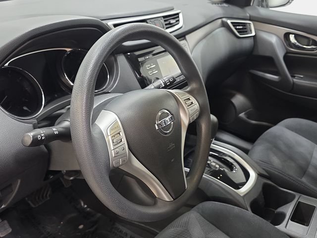 Used 2014 Nissan Rogue S AWD/4WD image 14