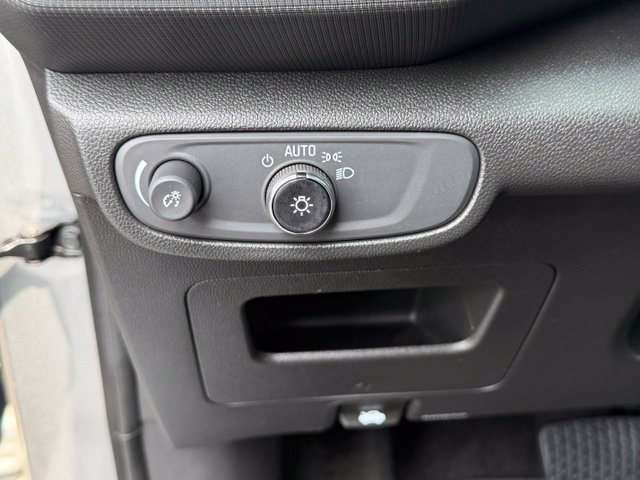 Used 2023 Chevrolet TrailBlazer LS FWD image 23