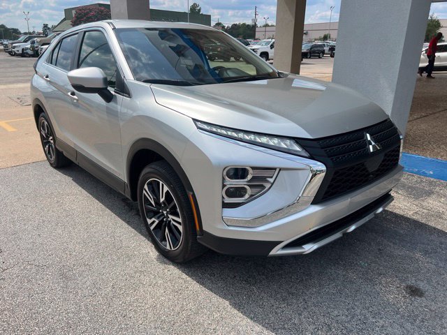 Used 2025 Mitsubishi Eclipse Cross SEL AWD/4WD image 2
