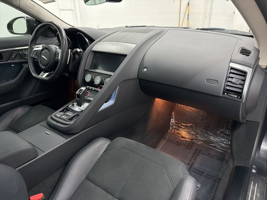 Used 2020 Jaguar F-TYPE R-Dynamic image 19