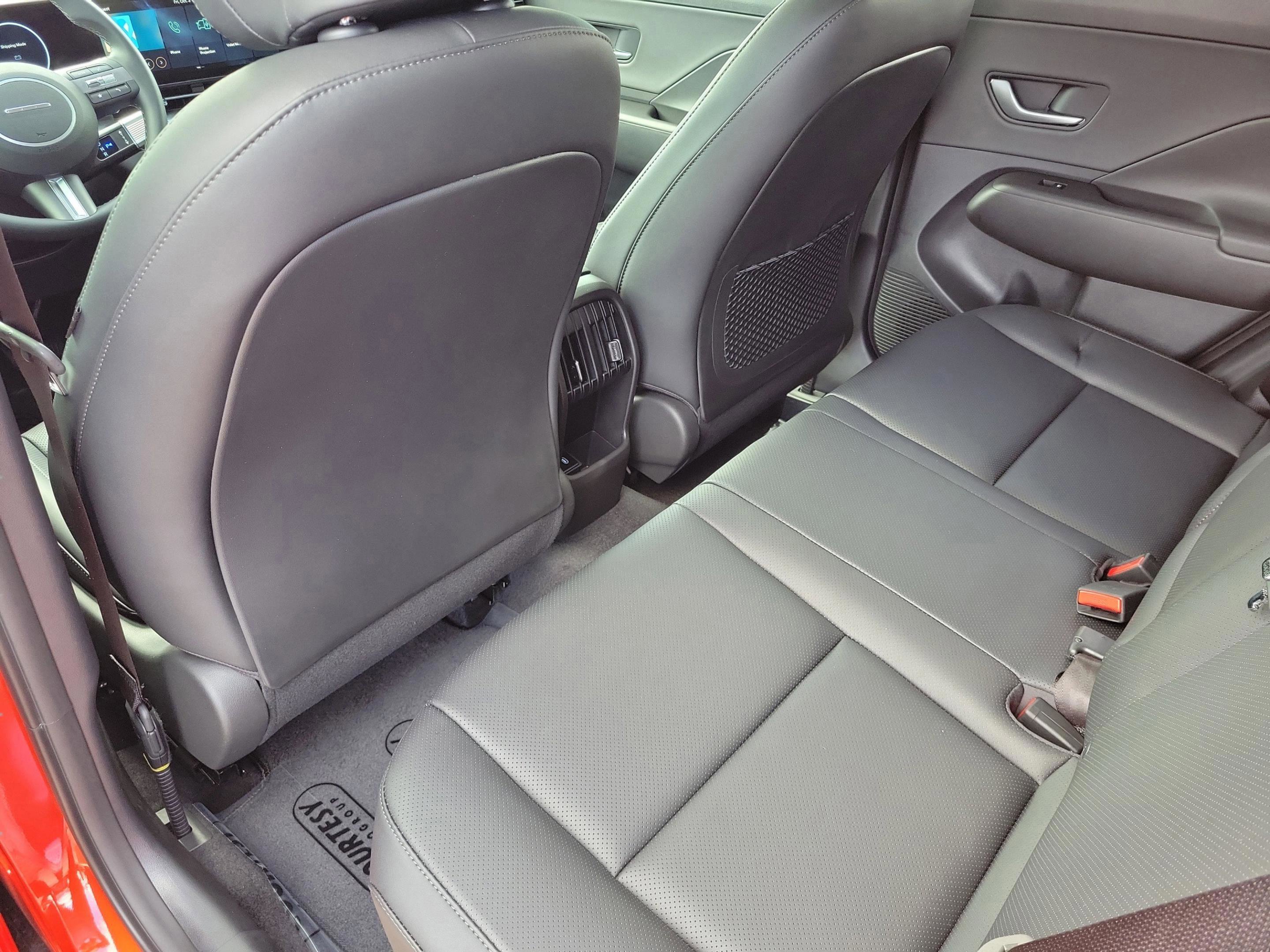 New 2026 Hyundai Kona SEL Premium image 31