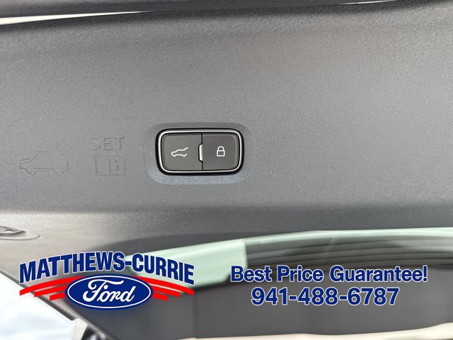 New 2026 Ford Expedition Max Active RWD image 14