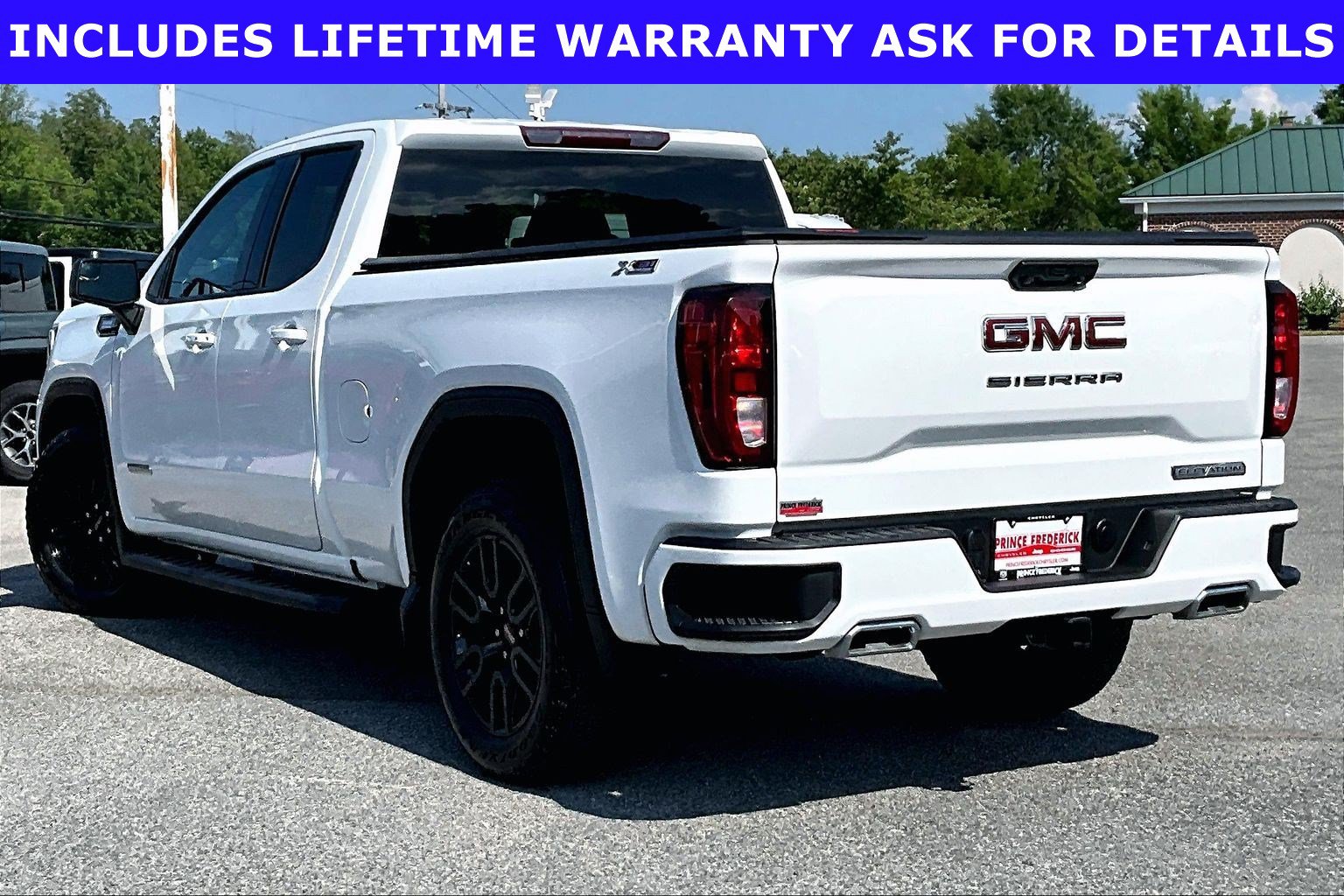 Used 2024 GMC Sierra 1500 Elevation AWD/4WD image 9