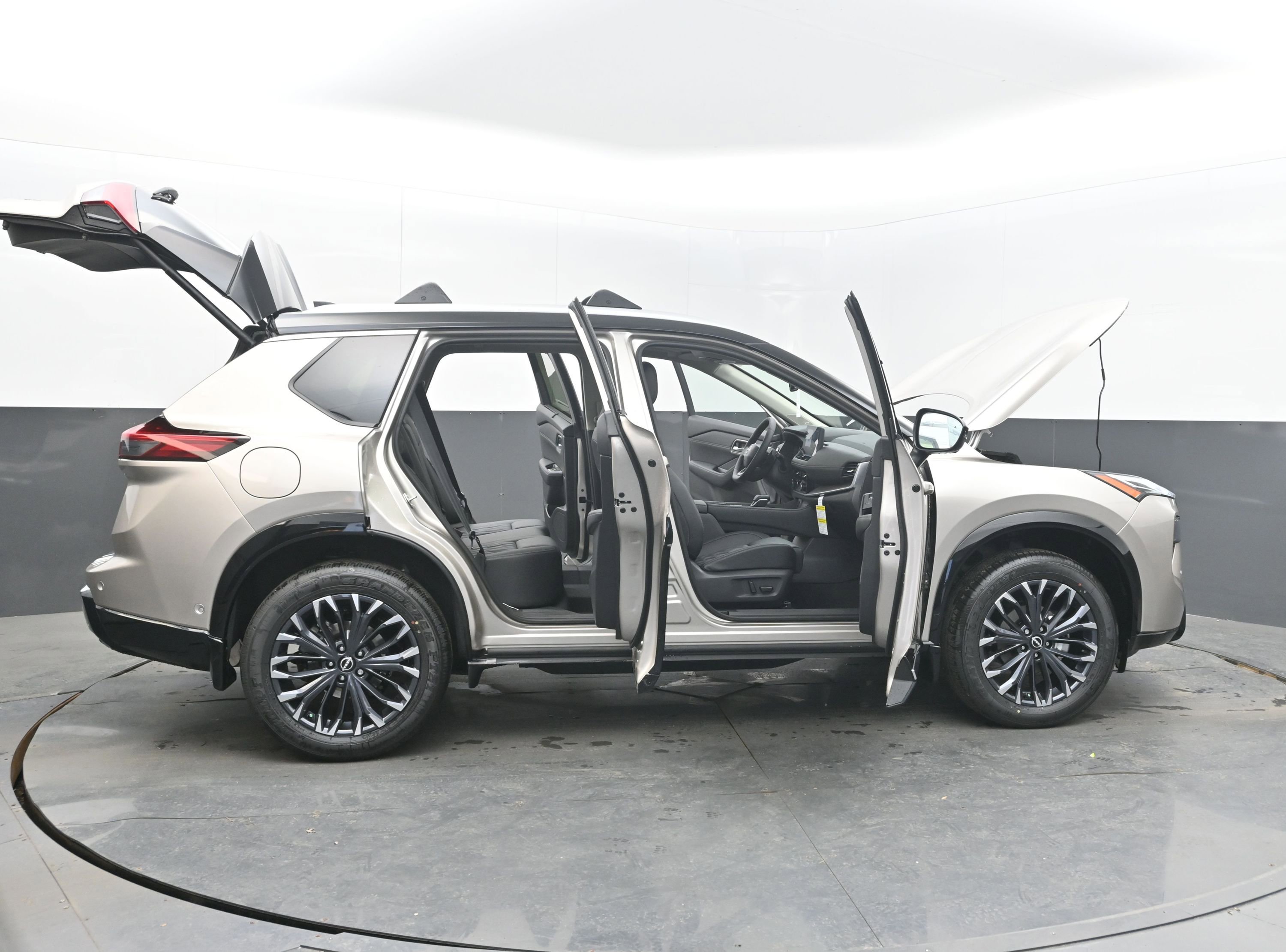 New 2026 Nissan Rogue Platinum image 47