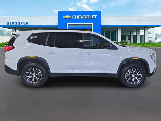 Used 2024 GMC Acadia AT4 w/ Luxury Package AWD/4WD image 8