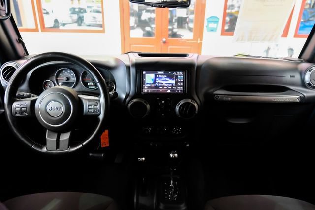 Used 2017 Jeep Wrangler Unlimited Sport AWD/4WD image 14