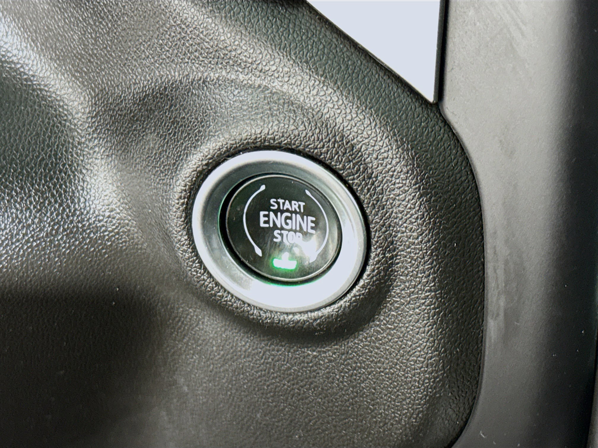 Used 2021 Chevrolet Silverado 2500 LTZ w/ LTZ Convenience Package image 19