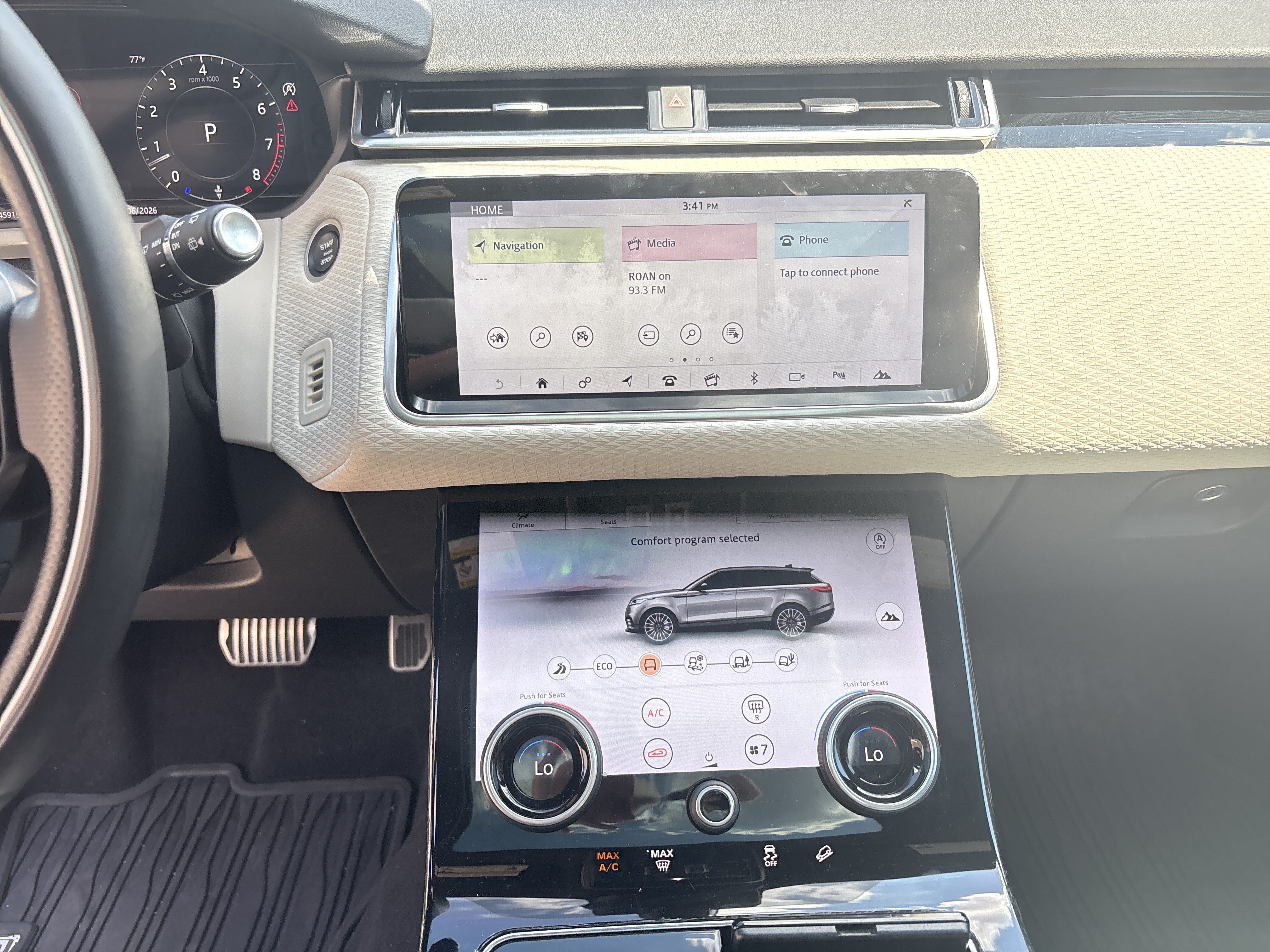 Used 2020 Land Rover Range Rover Velar R-Dynamic S AWD/4WD image 23