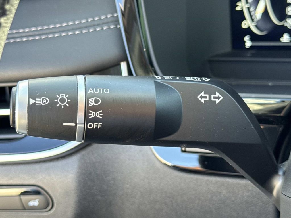 Certified 2025 INFINITI QX60 Luxe image 29