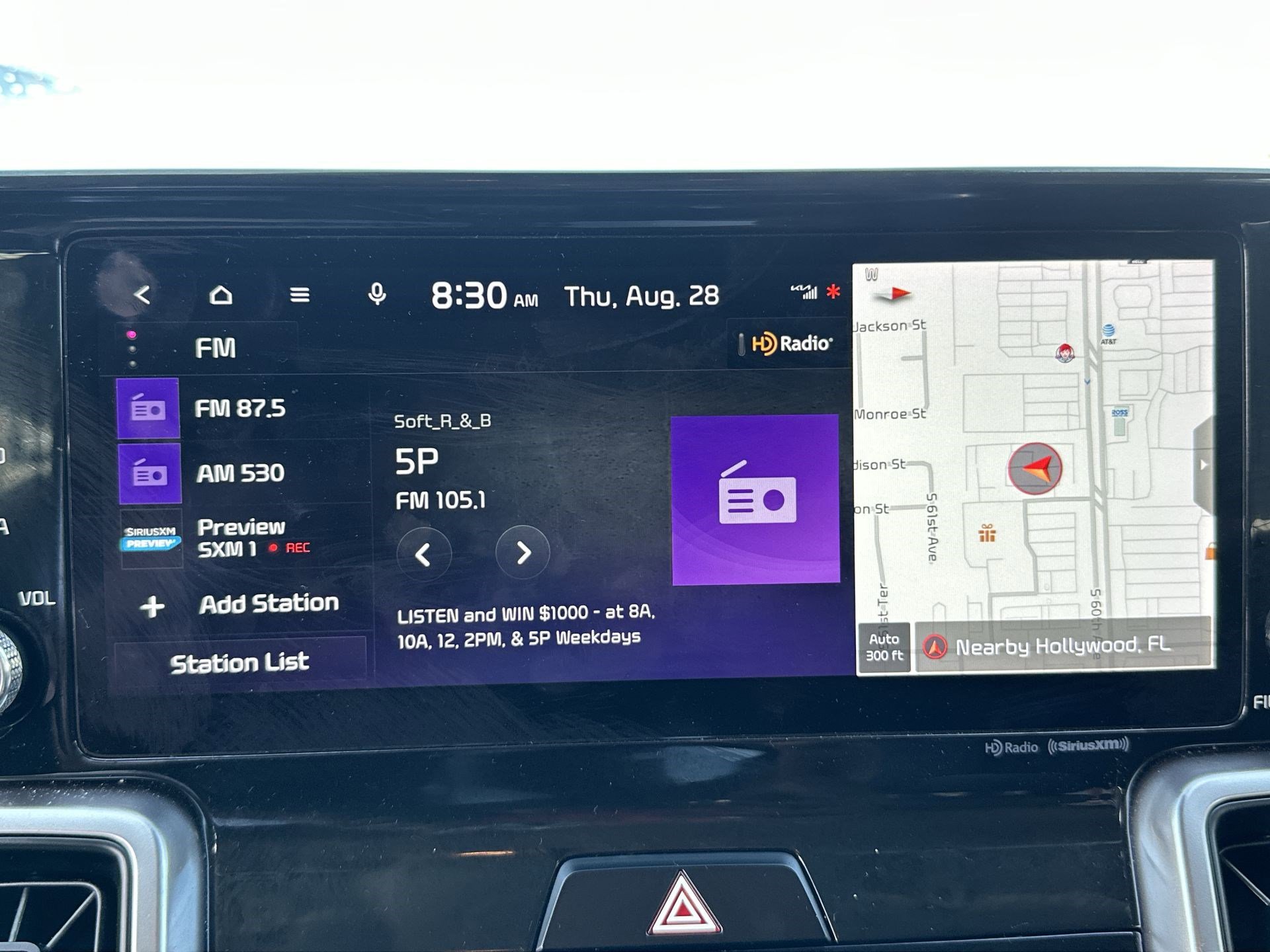 Used 2022 Kia Sorento EX image 12