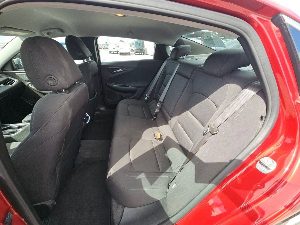 Used 2024 Chevrolet Malibu LT image 8