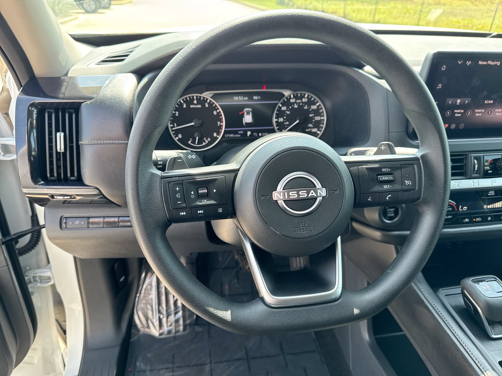 Used 2026 Nissan Pathfinder S AWD/4WD image 14