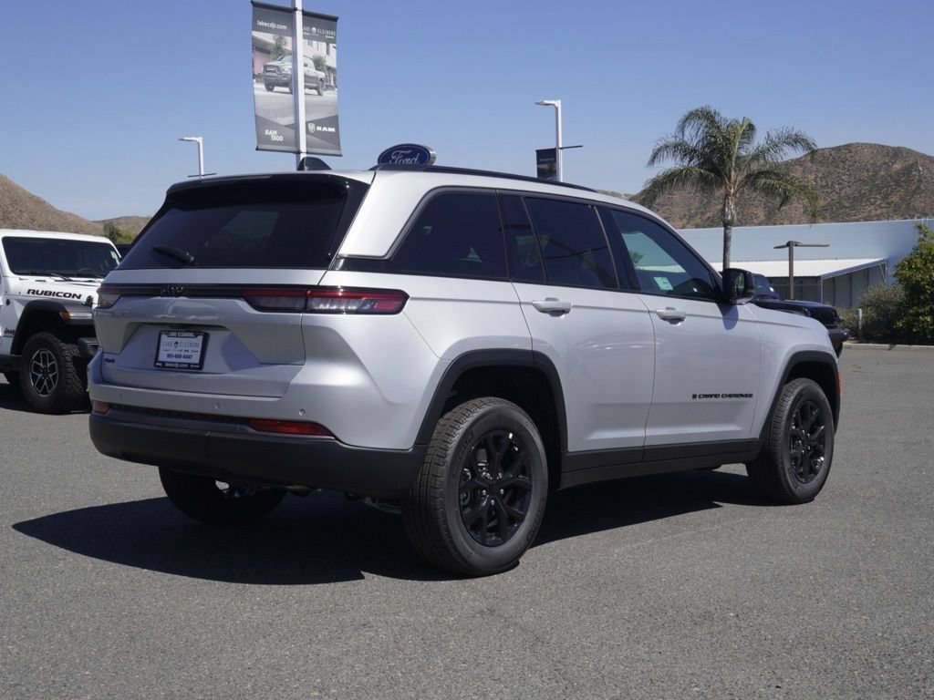 New 2026 Jeep Grand Cherokee Altitude AWD/4WD image 4