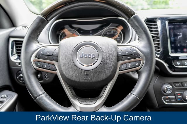 Used 2019 Jeep Cherokee Overland w/ Technology Group AWD/4WD image 25