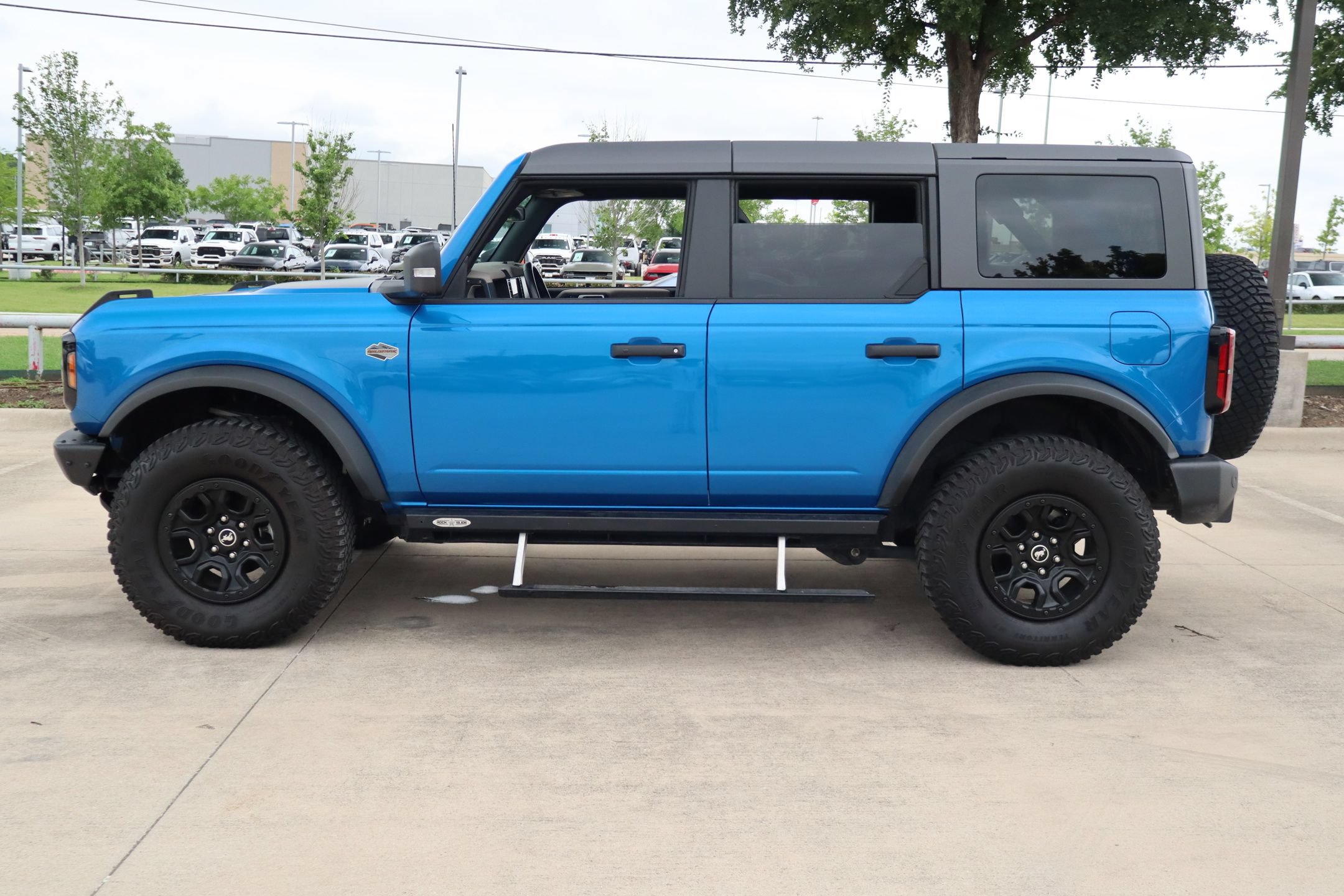 Used 2022 Ford Bronco Wildtrak AWD/4WD image 7
