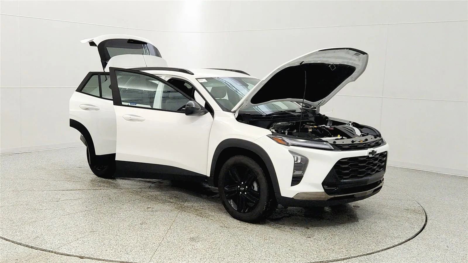 Used 2025 Chevrolet Trax ACTIV w/ Driver Confidence Package image 9