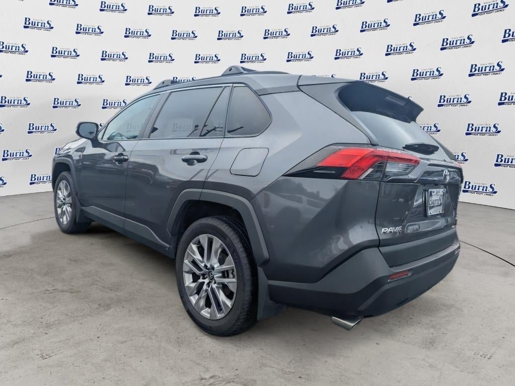 Used 2025 Toyota RAV4 XLE Premium w/ Weather Package FWD image 5