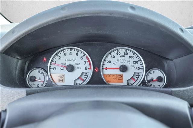 Used 2012 Nissan Frontier PRO-4X AWD/4WD image 14