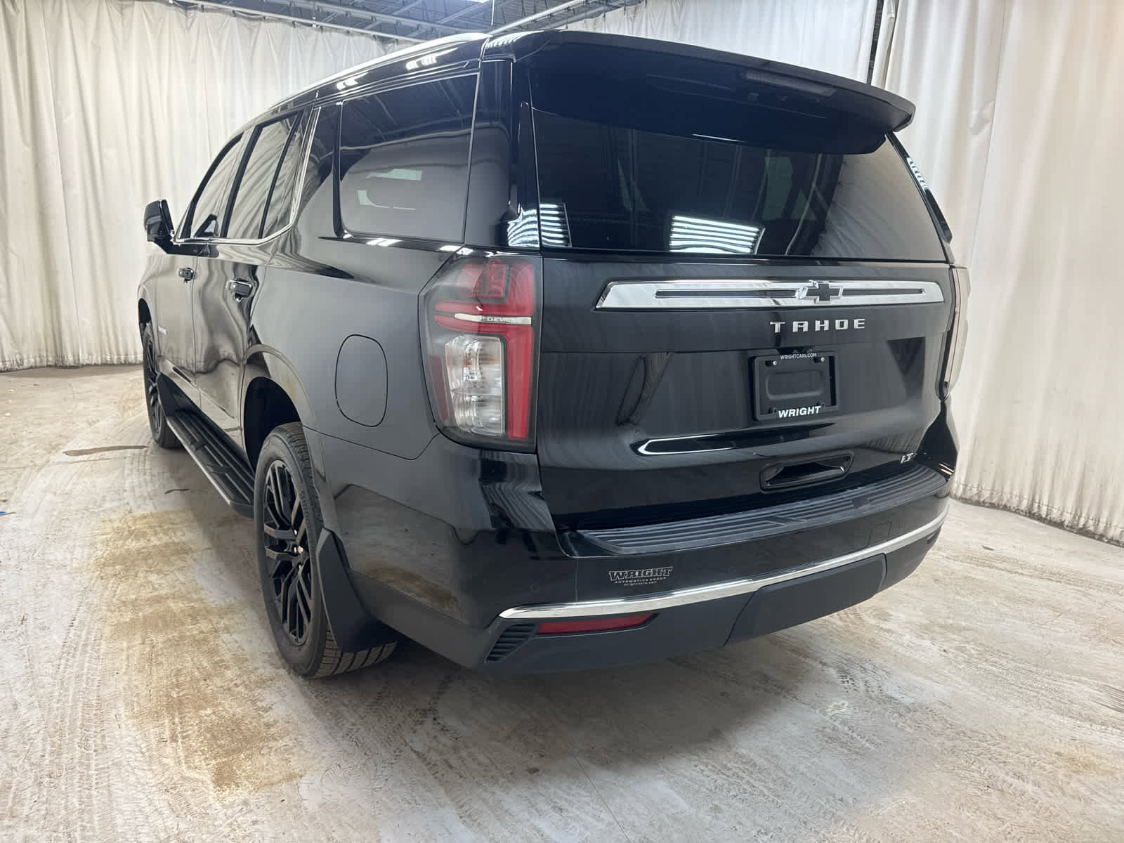 Used 2023 Chevrolet Tahoe LT w/ LT Signature Plus Package image 2