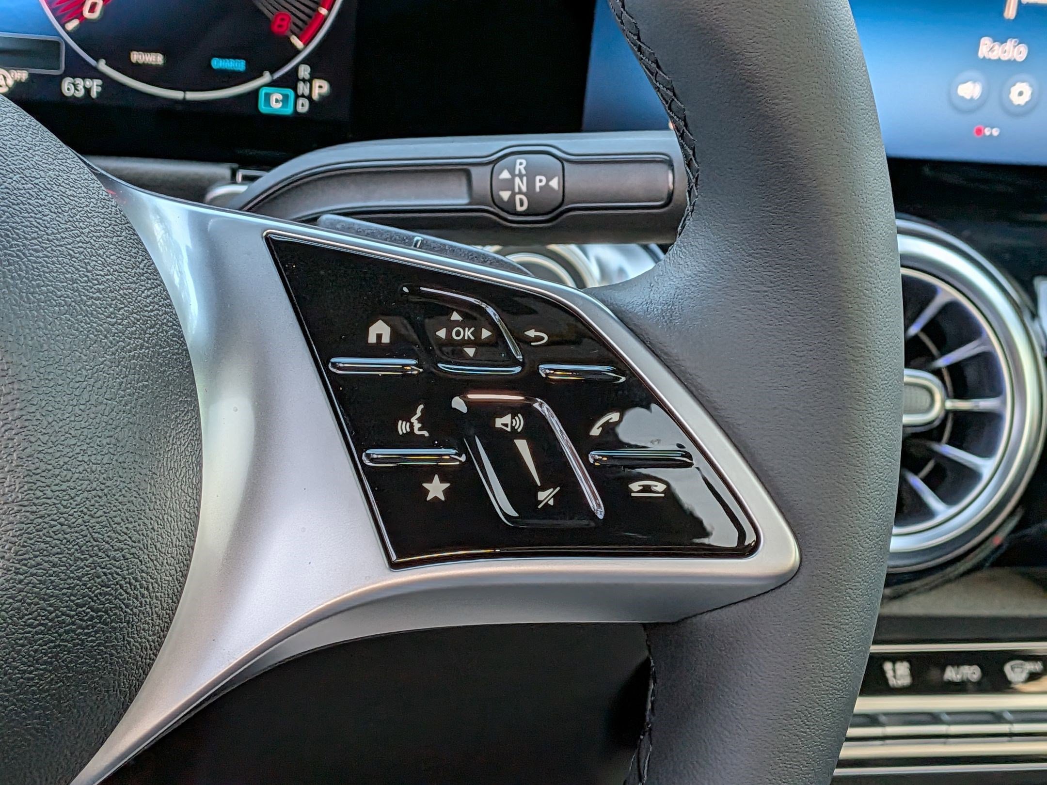 New 2026 Mercedes-Benz GLB 250 image 21