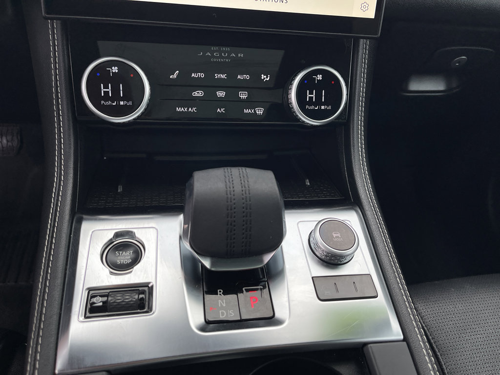 Used 2025 Jaguar F-PACE R-Dynamic S image 25