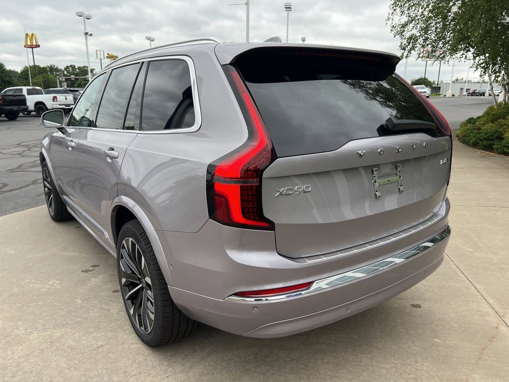 New 2026 Volvo XC90 B6 Plus w/ Protection Package Premier image 3