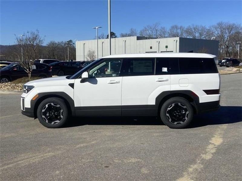 Certified 2025 Hyundai Santa Fe SE image 3