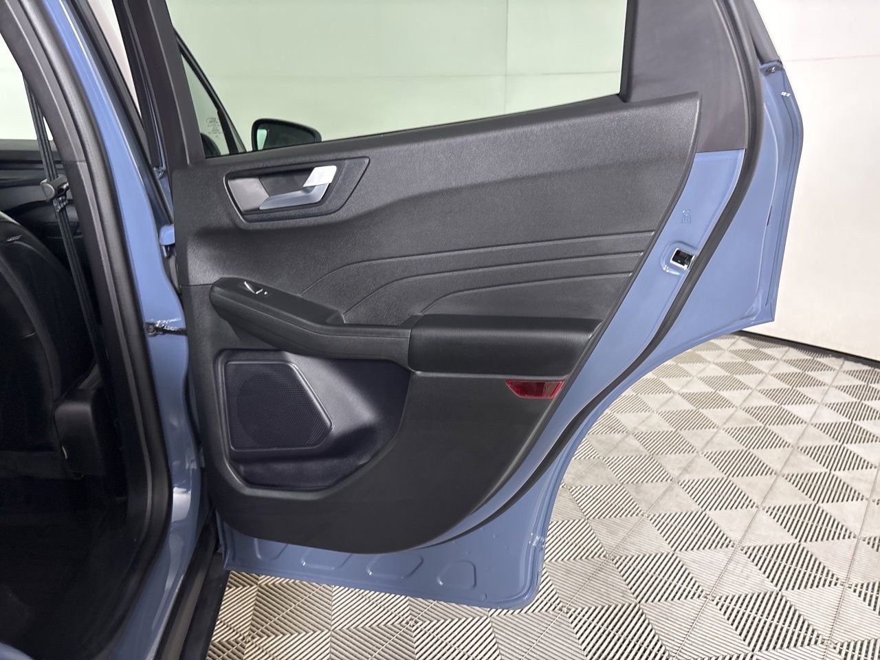 Used 2024 Ford Escape ST-Line w/ Tech Pack #1 AWD/4WD image 25